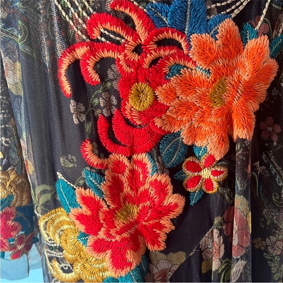 Johnny Was Kyler Mesh Dress Size XXS Embroidery w/ many loose threads throughout - Picture 12 of 14